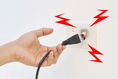 قفله فى الكهرباء