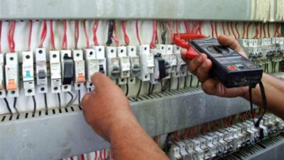 كهربائي وبنشر جمعية غرناطة